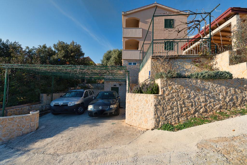 Holiday Home Mirna Vala Sevid Exterior foto